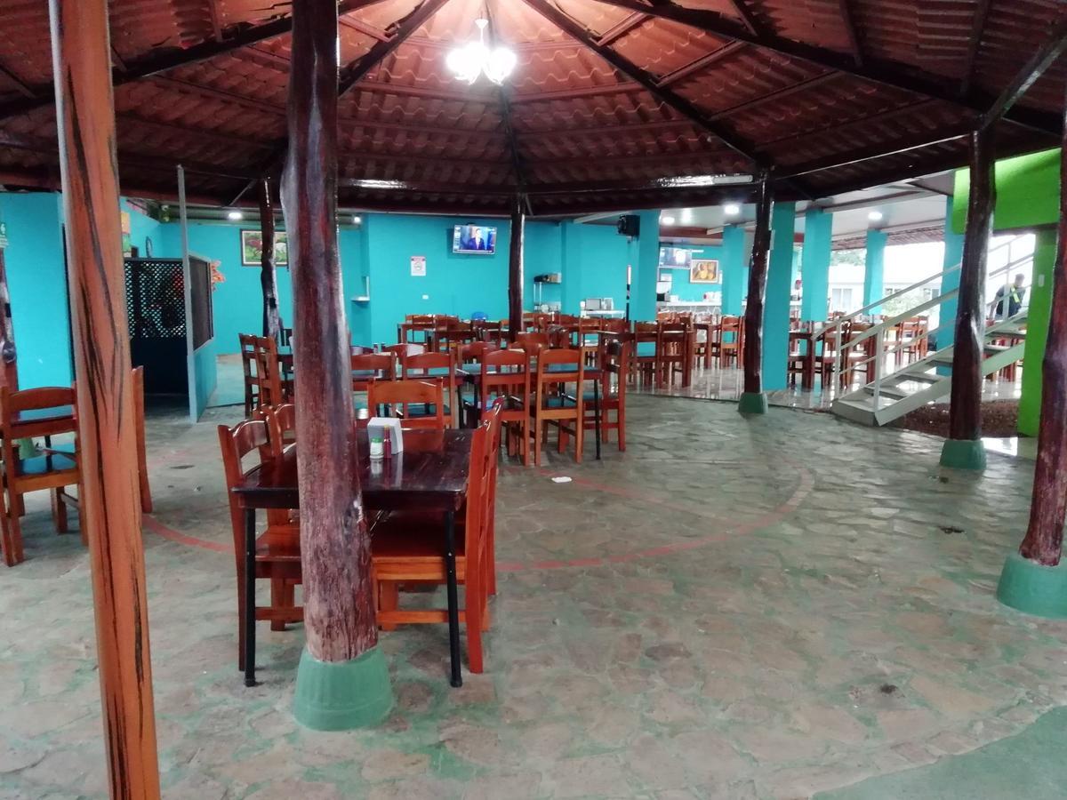 Villa Guarias Puntarenas Bagian luar foto